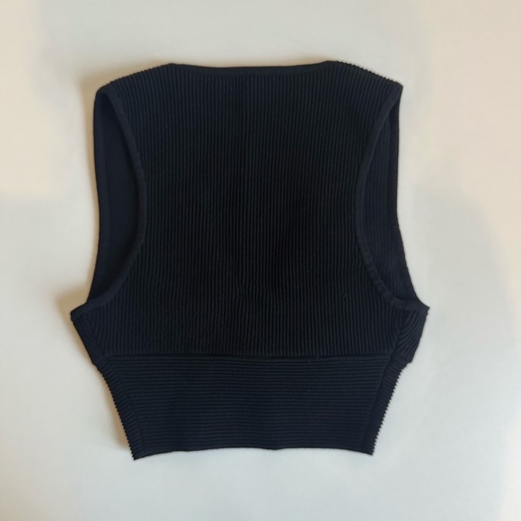 Aritzia Babaton Sculpt Knit Deep V Tank - Picture 2 of 7